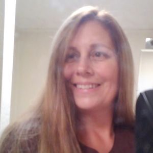 Meet your Posher, Leeann